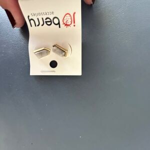 Jo Berry white/Black marble stone gold post earrings